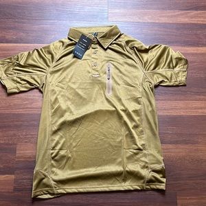 Magnivit, men’s green shirt, medium, new with tags